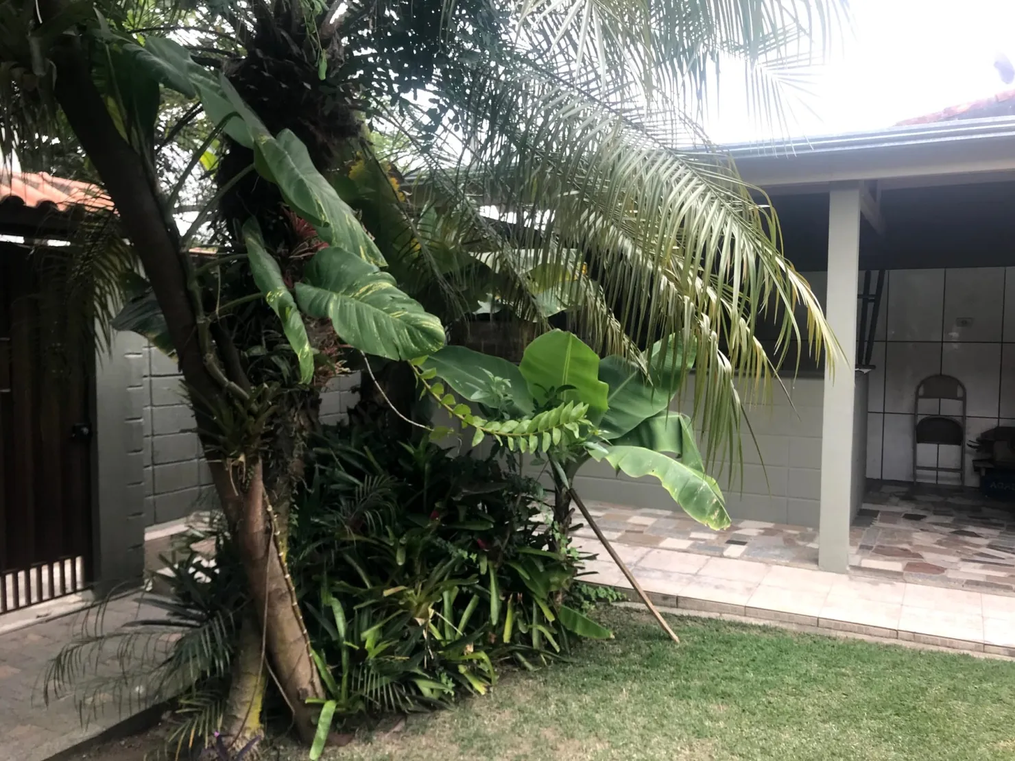 Imagem Casa à venda 2 Quartos, 5 Vagas, 250M², Conjunto Residencial Araretama, Pindamonhangaba - SP