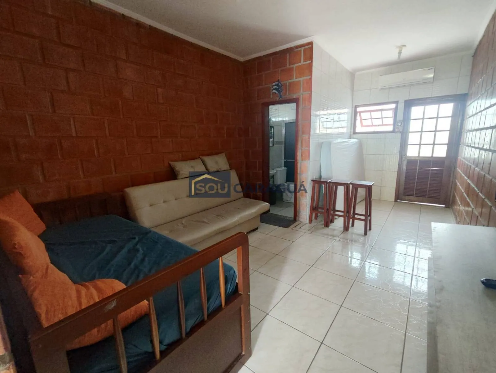 Imagem Apartamento Pequeno Mobiliado à Venda na Martim de Sá Caraguatatuba