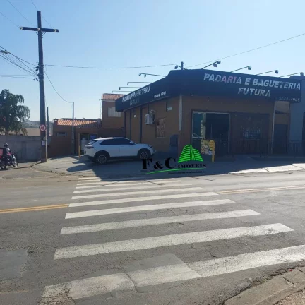 Imagem Ponto Comercial para Venda em Limeira, Vila Labaki, 4 dormitórios, 2 banheiros, 2 vagas