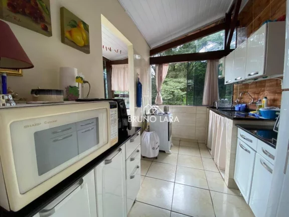 Imagem Casa á venda em Igarapé / MG bairro Roseira