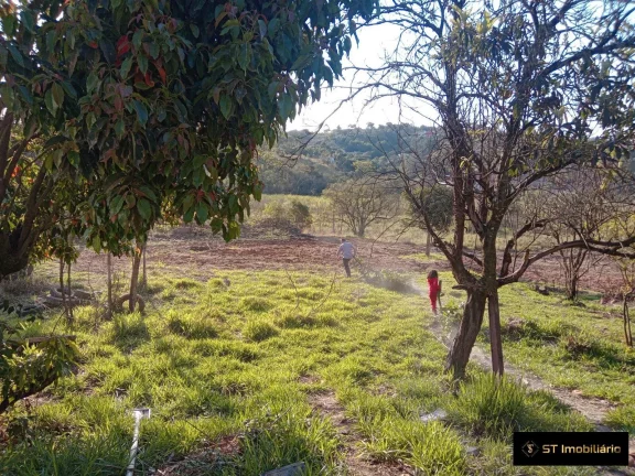 Imagem Terreno escriturado, amplo, com boa topografia e bem localizado em Atibaia!