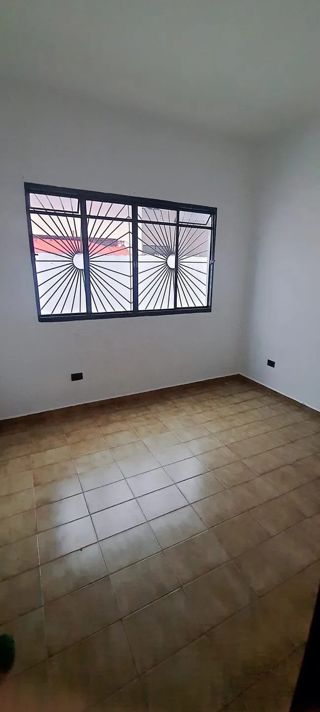 Imagem Casa para Venda 4 Quartos, 1 Suite, 2 Vagas, Loteamento Residencial Andrade, Pindamonhangaba - SP