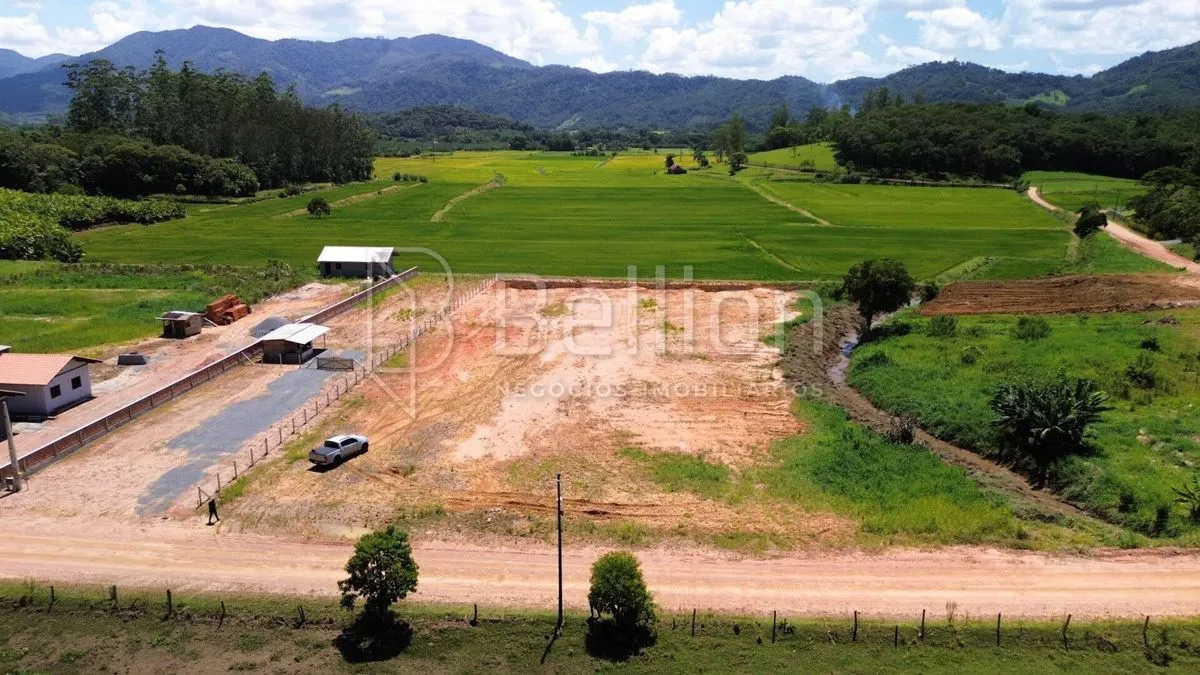 Imagem Terreno à venda no bairro Centro em Rio dos Cedros/SC