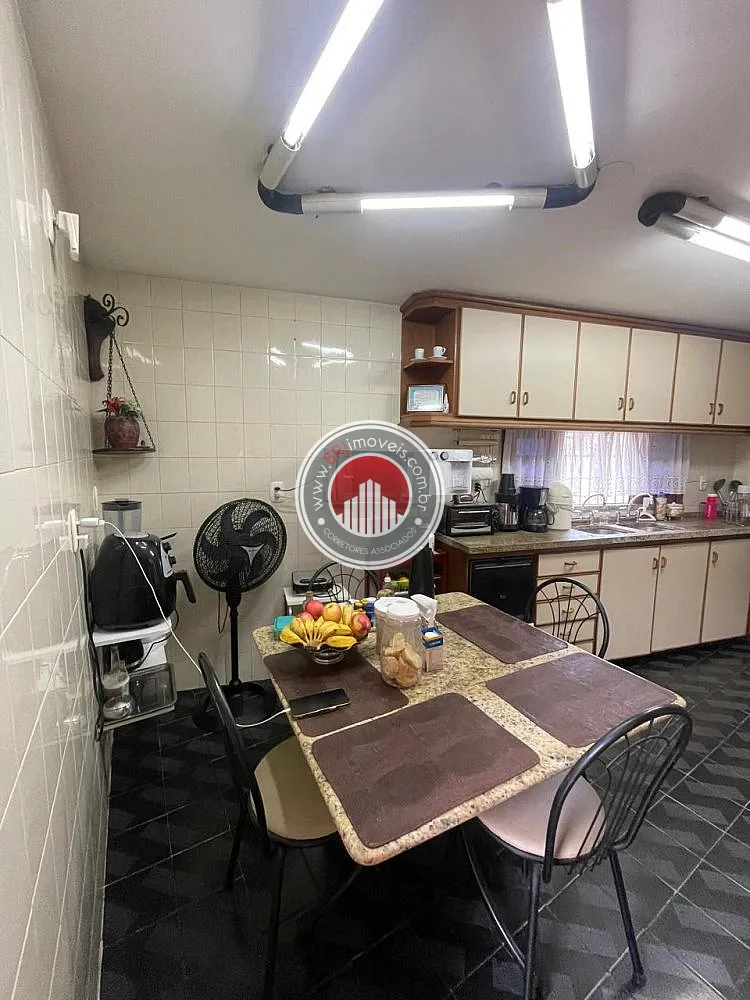Imagem Casa para Aluguel no bairro Centro - Nova Iguaçu, RJ