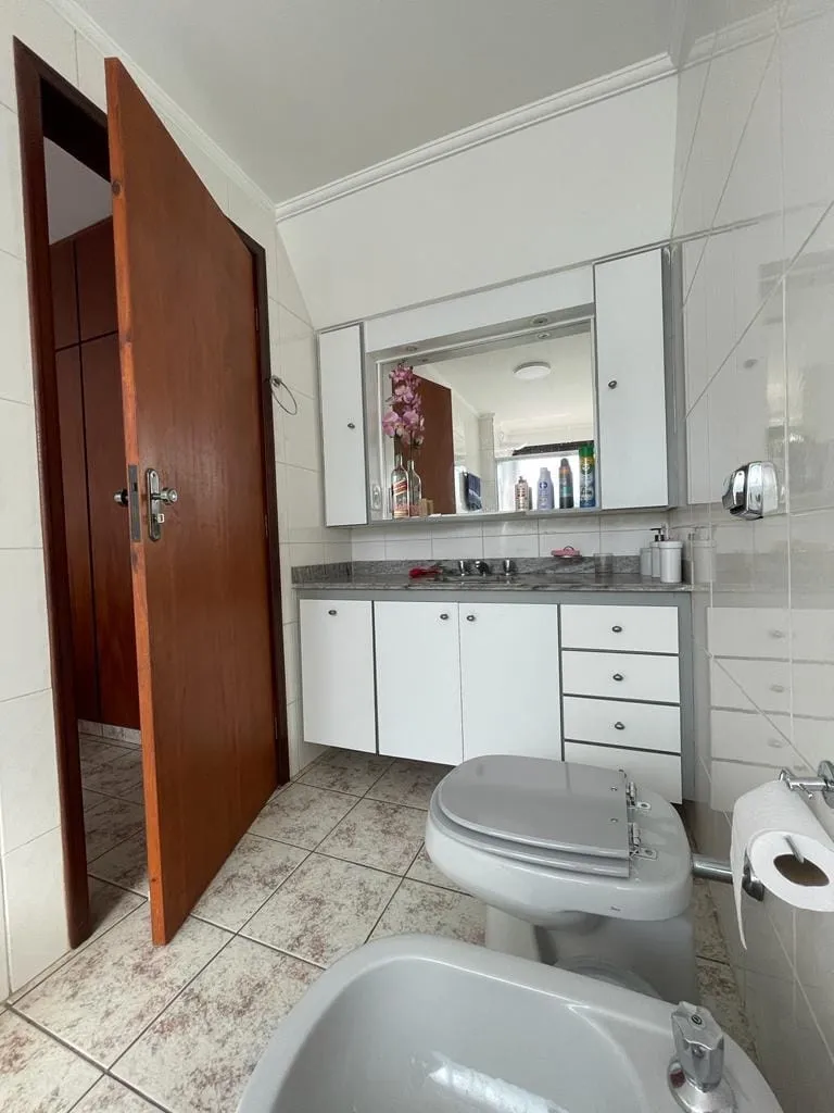 Imagem Apartamento à venda 3 Quartos, 1 Suite, 2 Vagas, 143M², Centro, Taubaté - SP | Edifício Saint Moritz