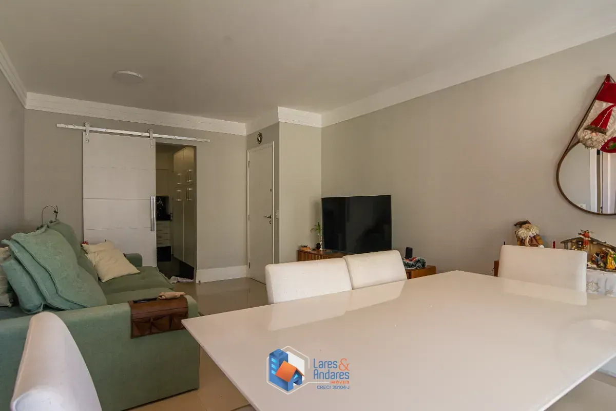 Imagem Apartamento para venda em Moema com 3 quartos, sendo 1 suíte, 104m²
