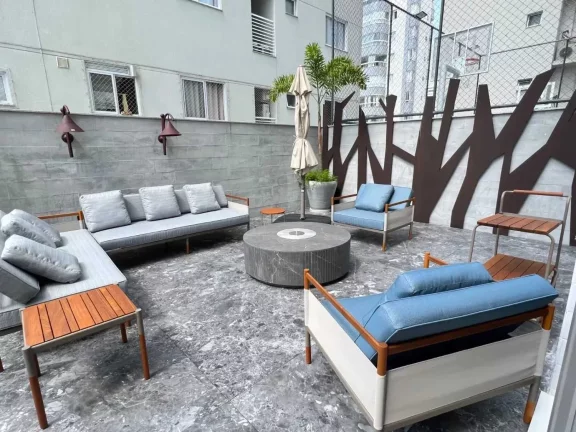 Imagem Apartamento sem mobilia com 3 dormitórios sendo 3 suítes e 3 vagas de garagem em Balneário Camboriú