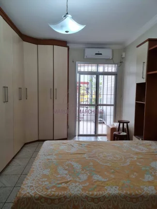 Imagem Apartamento 3 quartos a uma quadra do mar em Itapuã
