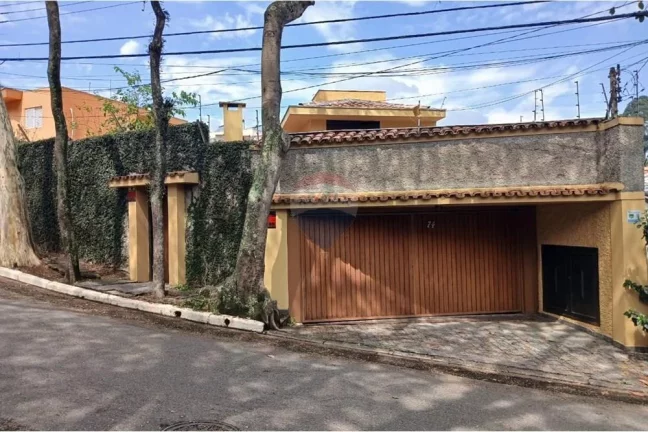 Imagem Casa Térrea bem localizada no jardim prudência com 3 Dormitórios sendo 1 Suíte, 3 Vagas Garagem.