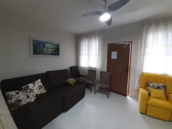 Imagem Belíssima casa linear em condomínio fechado toda reformada composta de 3 quartos sendo uma suíte varanda espaço gourmet com churrasqueira.