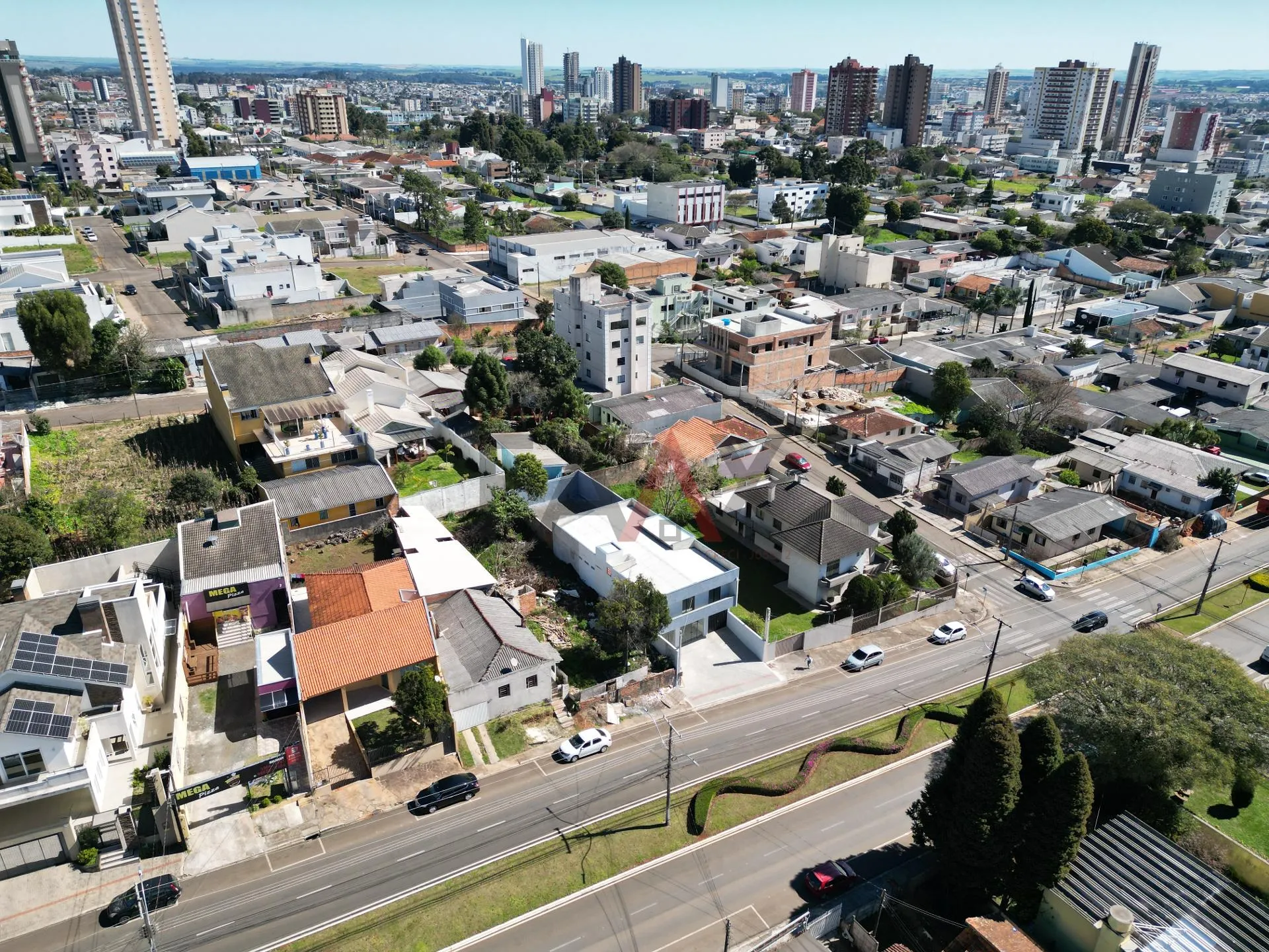 Imagem Terreno em avenida SANTANA investimento comercial ou residencial GUARAPUAVA - PR