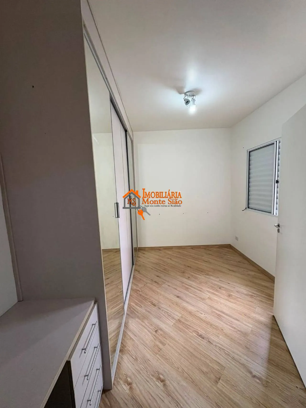 Imagem Sobrado com 2 dormitórios à venda, 70 m² por R$ 380.000,00 - Jardim Aracaré - Itaquaquecetuba/SP