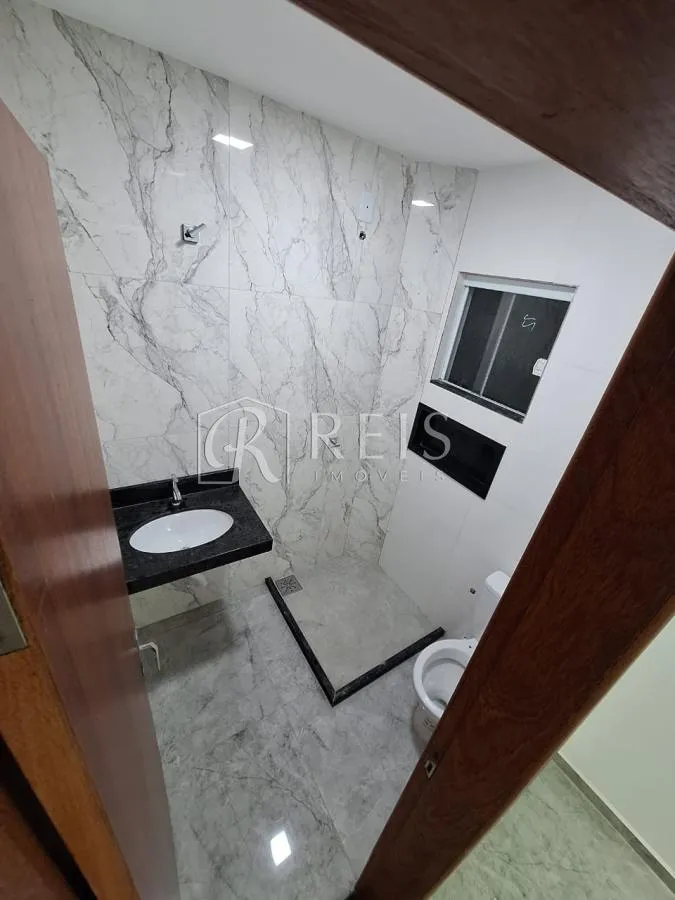 Imagem Casa para Venda em Rio das Ostras, Enseada das Gaivotas, 2 dormitórios, 2 suítes, 3 banheiros, 1 vaga