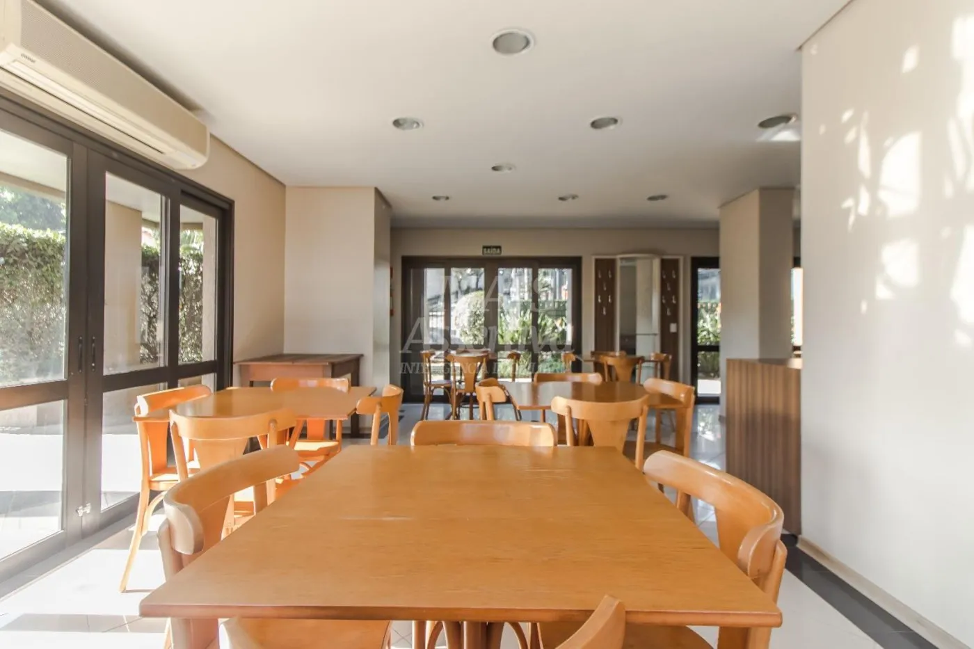 Imagem                                                 R$ 709.000,33

Apartamento e...