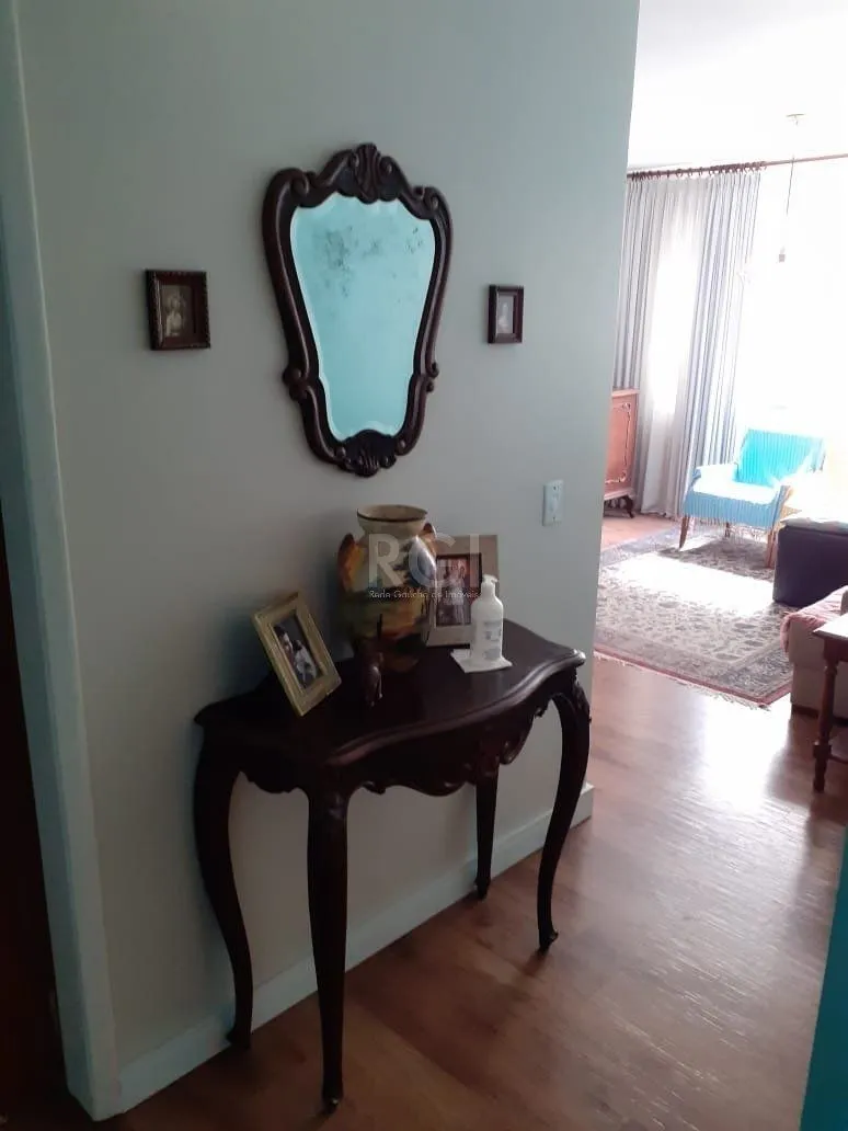 Imagem Apartamento no bairro Auxiliadora - 4 dormitórios