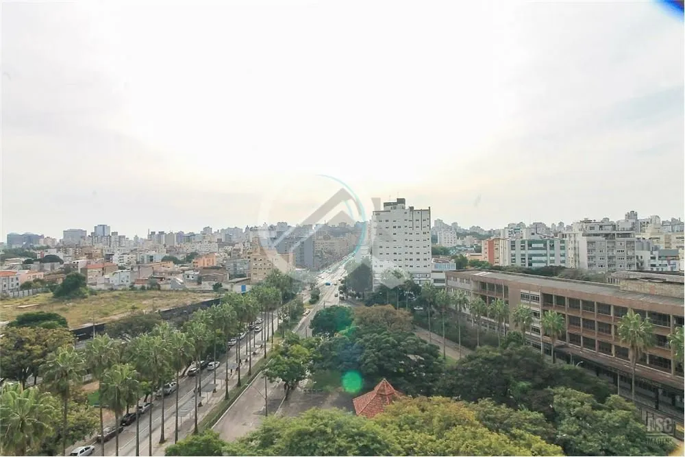 Imagem Já pensou morar em um amplo apartamento com uma linda vista ? Imóvel de 121m² de área, andar alt...