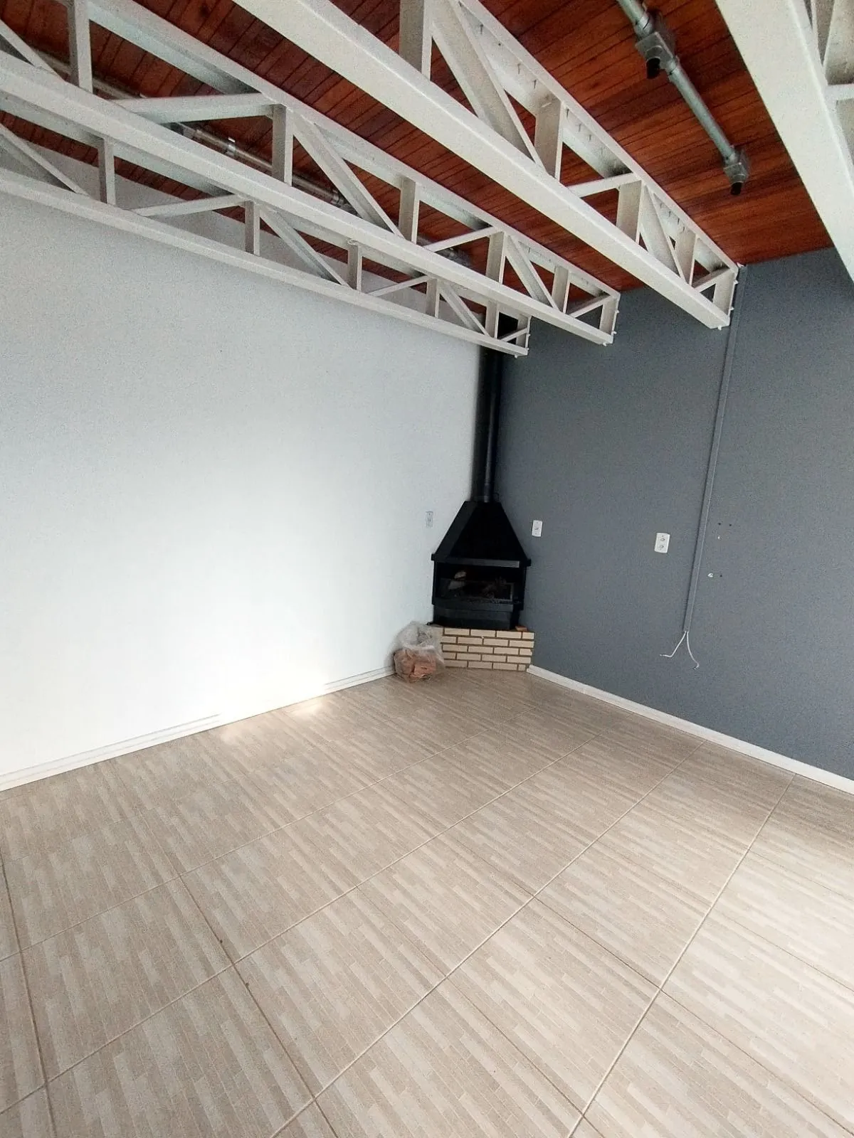 Imagem Sobrado Encantador no Jardim dos Lagos - Conforto, Espaço e Excelente Localização!