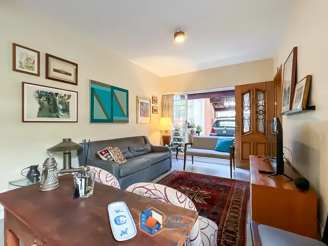Imagem Casa para venda em Brooklin Paulista com 5 quartos, sendo 3 suítes, 231m²