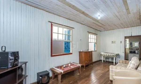 Imagem Casa para Venda 2 dormitórios, 1 vaga - Tristeza