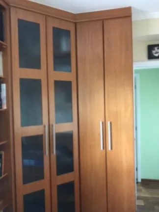 Imagem Apartamento 133 M², 3Q, 3 Suítes, 5 Banheiros, 3 Vagas, Varanda, Lavabo, Piscina, Quadra de tênis, Academia, Sauna, Salão de Festas e Salão de Jogos.