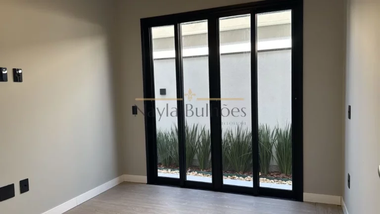 Imagem CASA RESIDENCIAL em São José - SC, Forquilhas