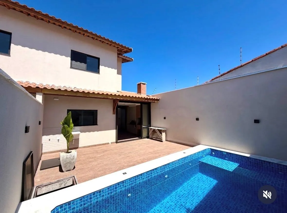 Imagem Casa para Venda em Itanhaém, Bopiranga, 4 dormitórios, 4 suítes, 2 banheiros, 4 vagas