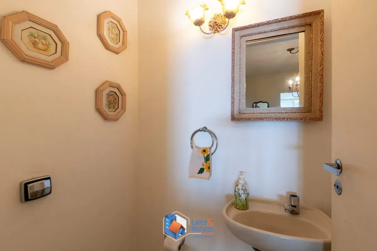Imagem Casa no condomínio Condomínio Residencial Cabo Verde para venda com 3 quartos, sendo 1 suíte, 180m²