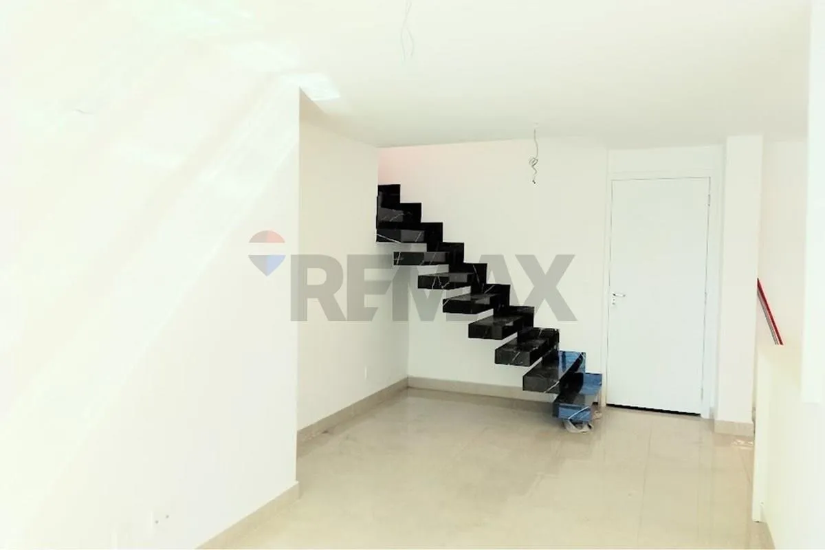 Imagem Cobertura à Venda na Taquara: 147m², 3 Quartos (2 Suítes) e Varanda Gourmet