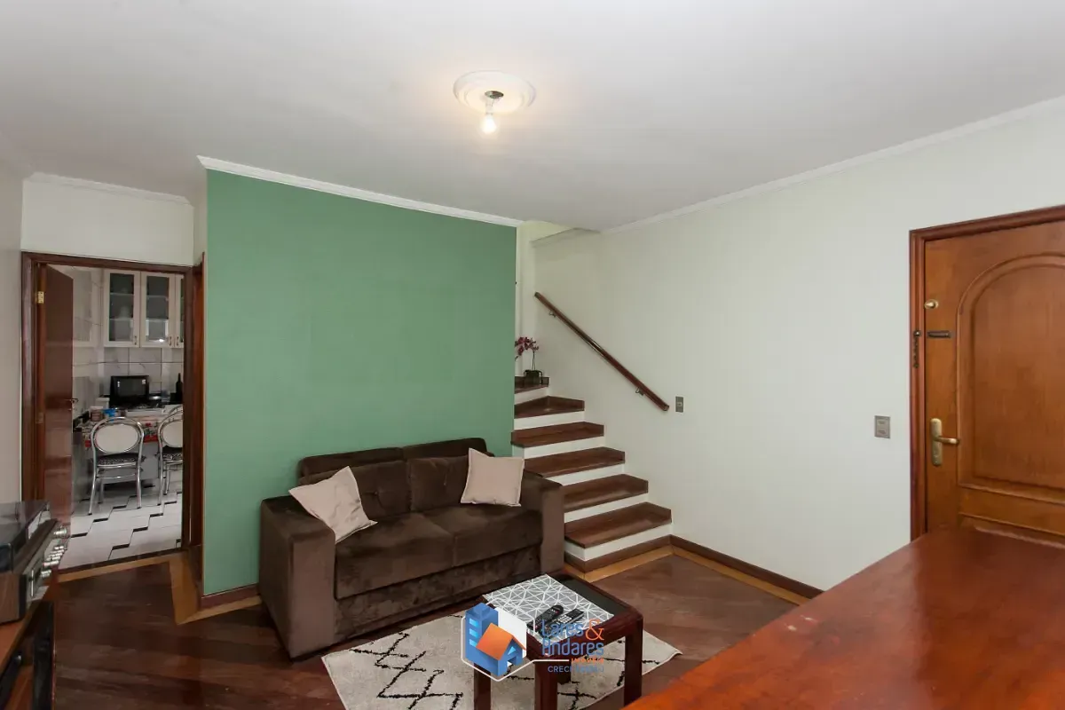 Imagem Sobrado para venda em Vila Palmeiras com 3 quartos, 137m²