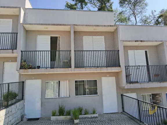 Imperdível oportunidade: Casa à venda em Cotia-SP, bairro Graça, 2 quartos, 1 banheiro, 1 vaga de garagem, 50m²!
