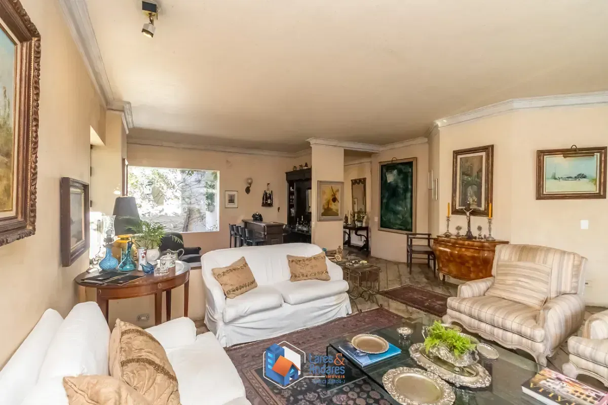 Imagem Casa para venda em Jardim Guedala com 5 quartos, sendo 2 suítes, 447m²