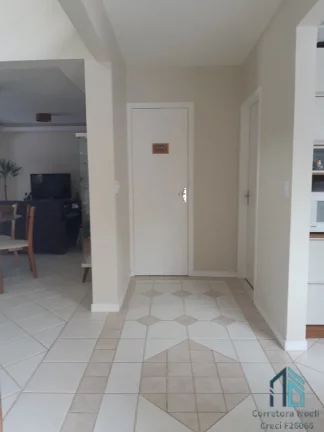 Imagem Casa a venda 04 quartos, 200 metros do Mar em Canasvieiras Florianópolis SC