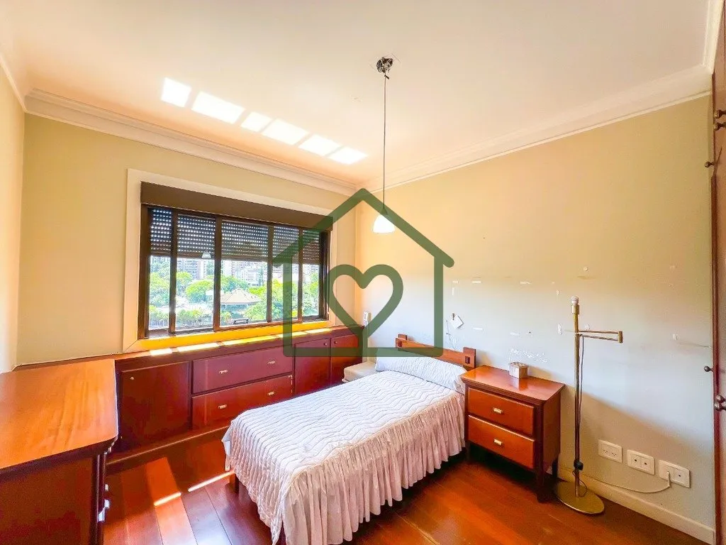 Imagem Excelente apartamento com 312 m2m². Vista panorâmica e definida para clube GNU. Preço e disponibi...