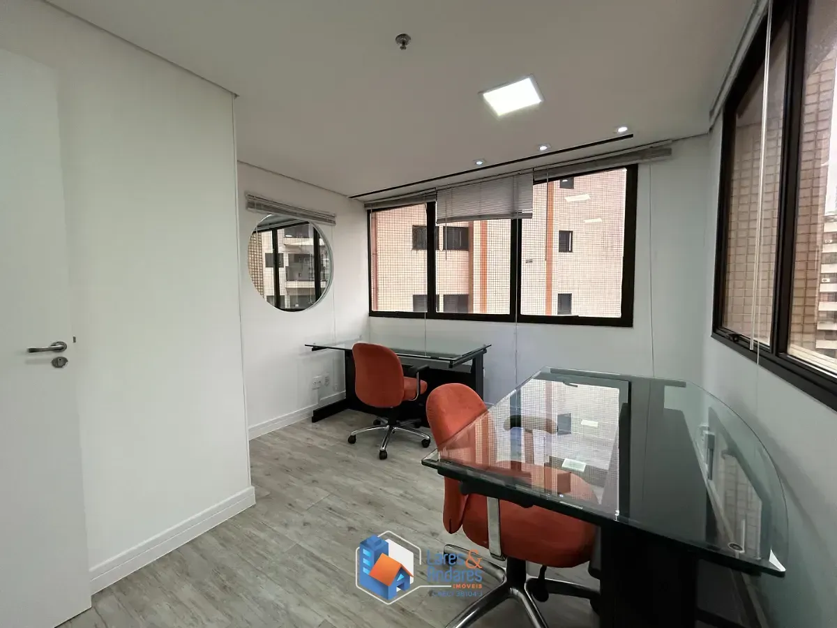 Imagem Conjunto comercial para venda em Vila Olímpia, 64m²