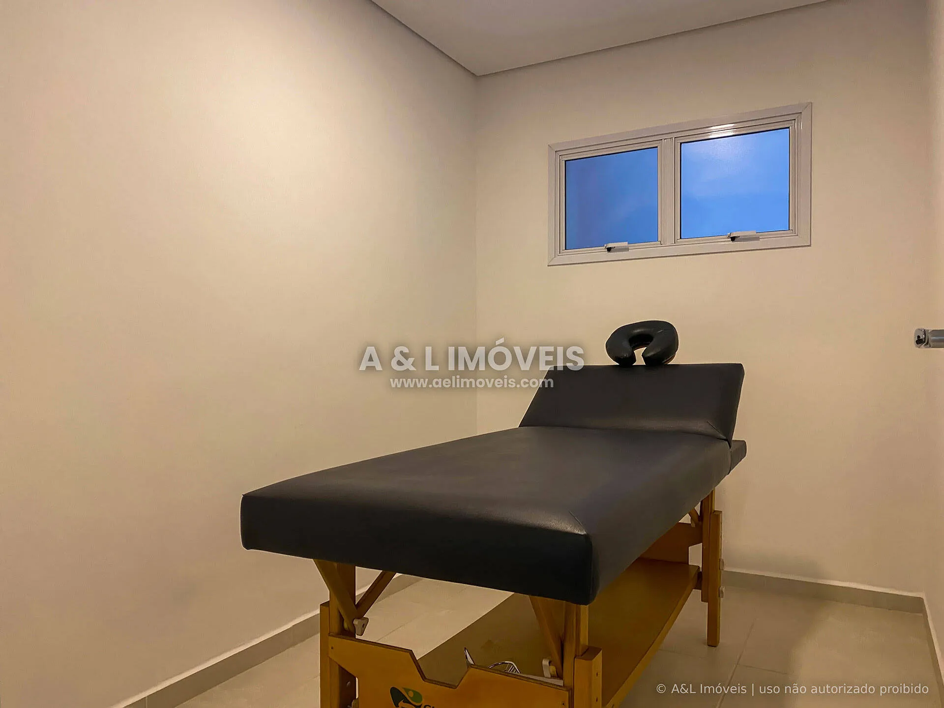 Imagem Apartamento em Campos do Jordão | 87,10 m² | Lareira e Varanda Privativa