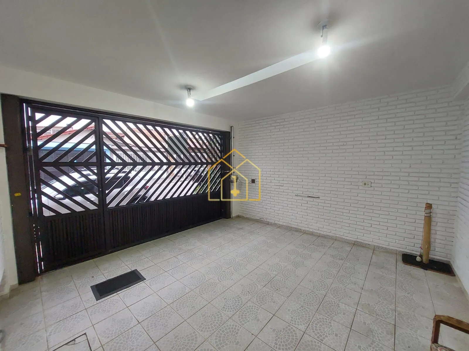 Imagem Casa 100m² 2 quartos 1 banheiro 2 vagas | Vila Scarpelli - Santo André - SP