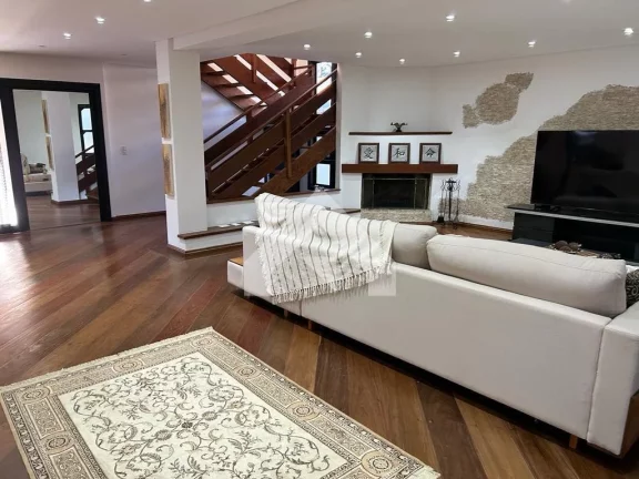 Imagem Casa de Condomínio em Morada dos Pássaros - Barueri