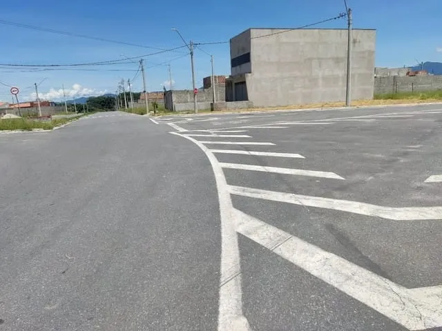 Imagem Terreno à venda 215M², Areao, Taubaté - SP