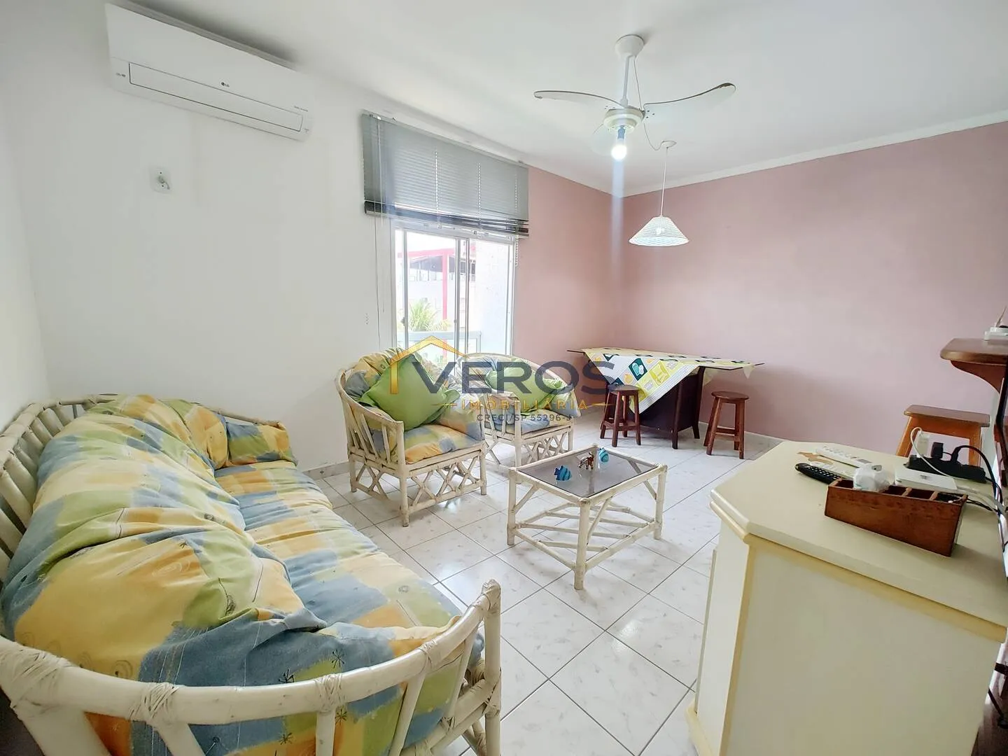 Imagem Apartamento na orla da praia com vista para o Mar na Martim de Sá - Caraguá