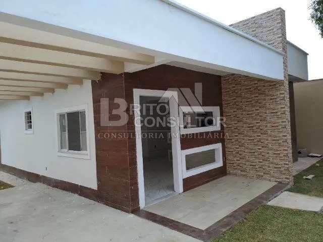 Casa à venda no bairro Jardim Atlântico Central (Itaipuaçu) - Maricá/RJ