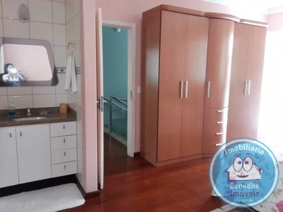 Imagem VENDO EXCELENTE CASA BEM LOCALIZADA EM PORTO SEGURO -BAHIA