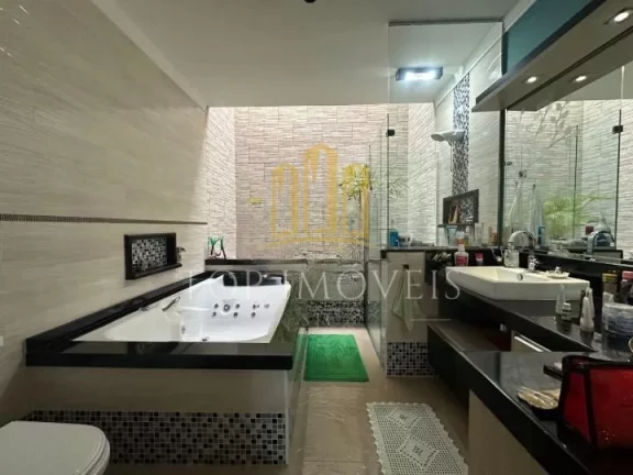Imagem Oportunidade Belissima Casa em Condomínio Crytal Park 4 Dormitórios 225m²
