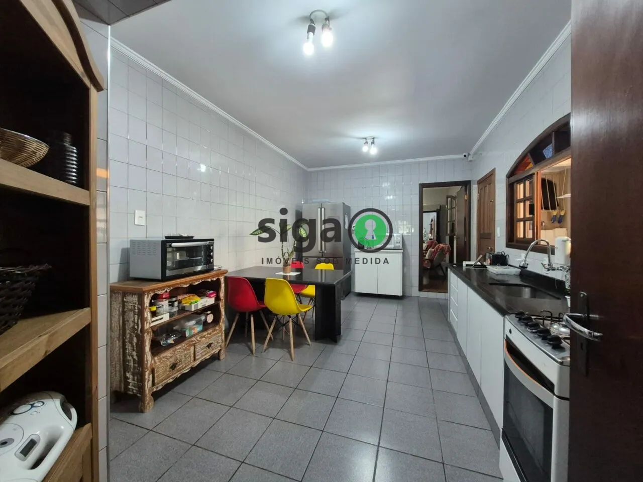Imagem Casa de 173 metros 4 dormitórios, sendo 2 suítes, 2 vaga a venda no Butantã