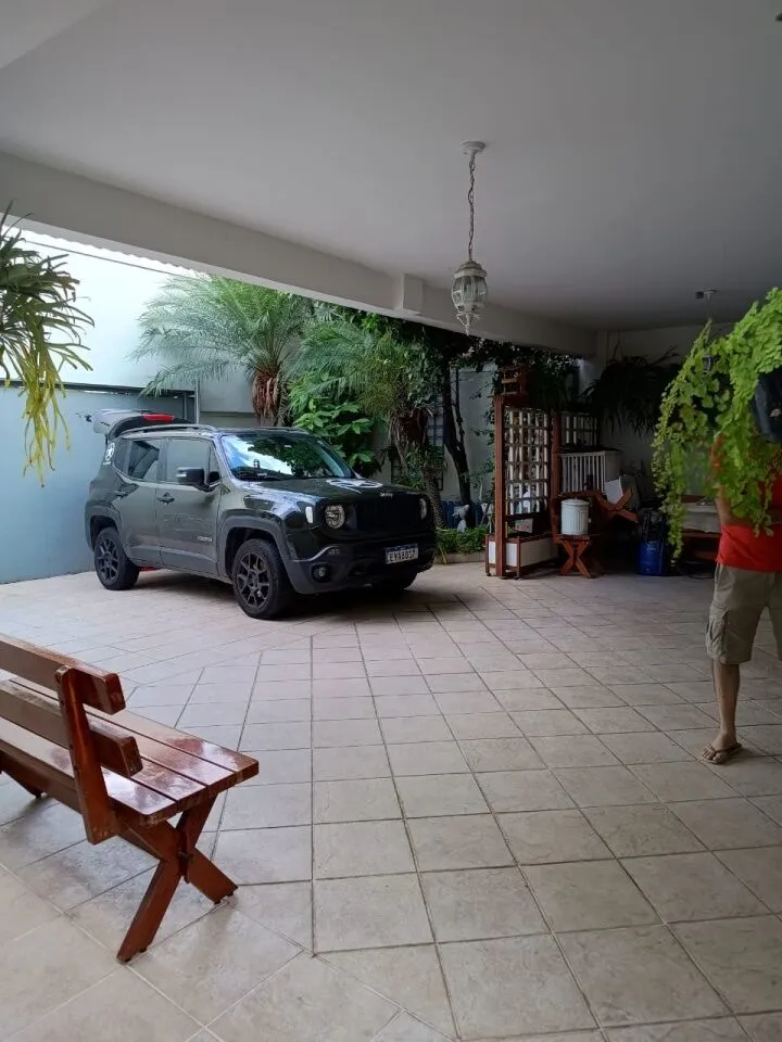Imagem Casa com piscina no Monte azul