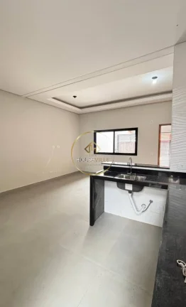 Imagem Casa Nova,3 dormitórios ( 1 suíte), 2 vagas, área gourmet