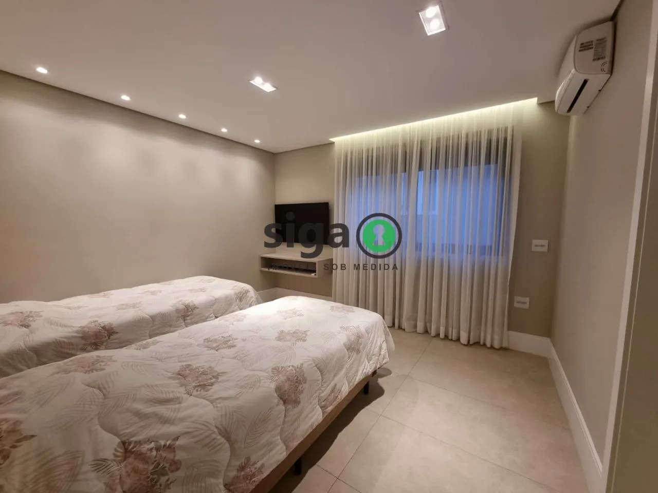 Imagem JARDIM PAULISTA: CASA COM 4 SUÍTES - 4 VAGAS - 415M²