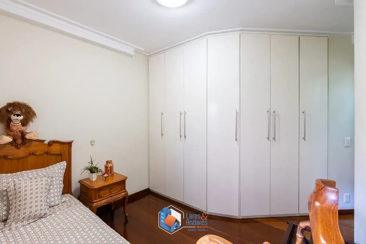 Imagem Apartamento para venda em Moema com 3 quartos, sendo 1 suíte, 120m²
