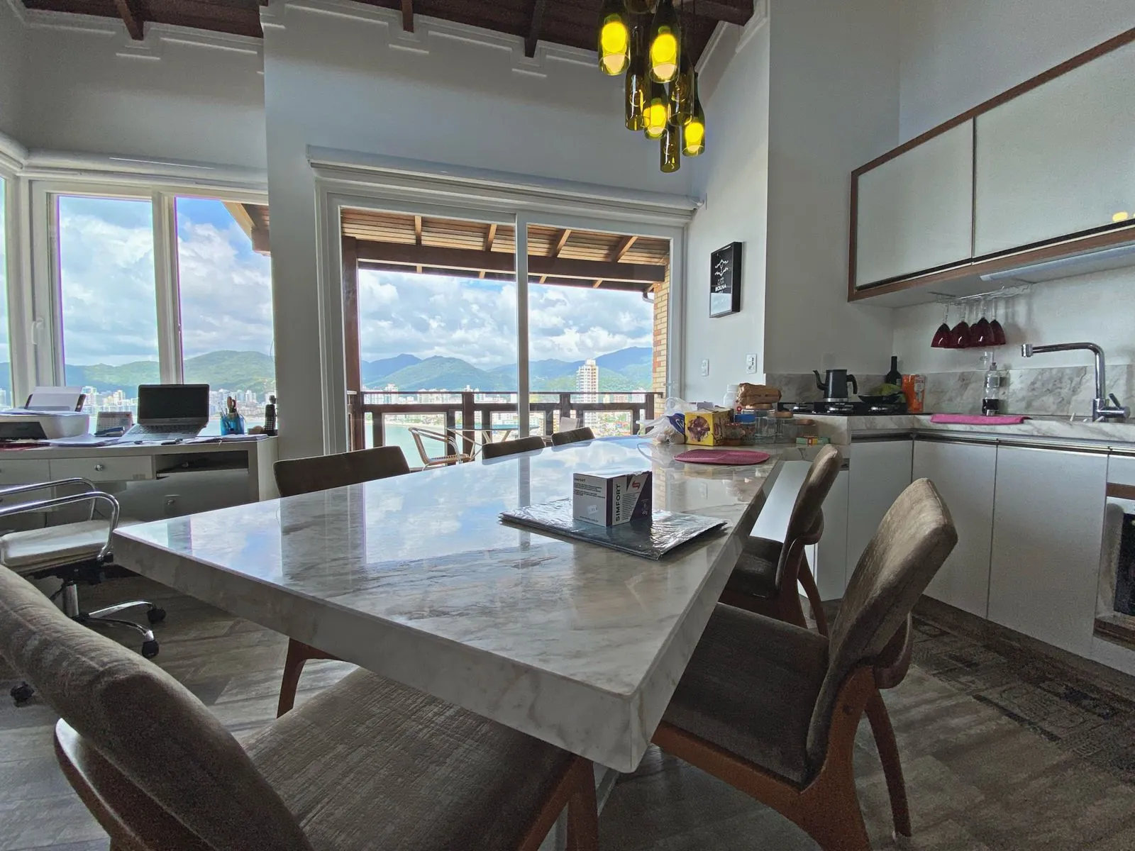 Imagem Casa com vista para o mar à venda com 200m2 por R$ 3.250.000,00