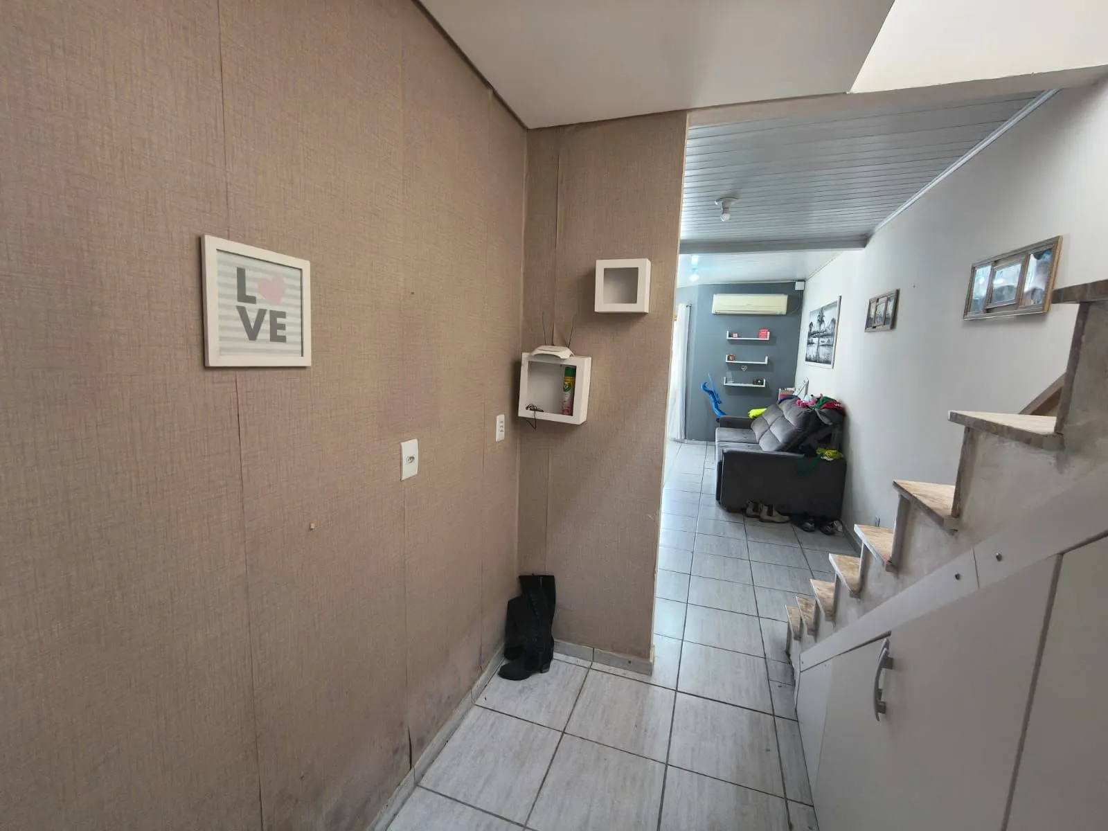 Imagem Casa a venda 3 dormitórios - Restinga - Porto Alegre