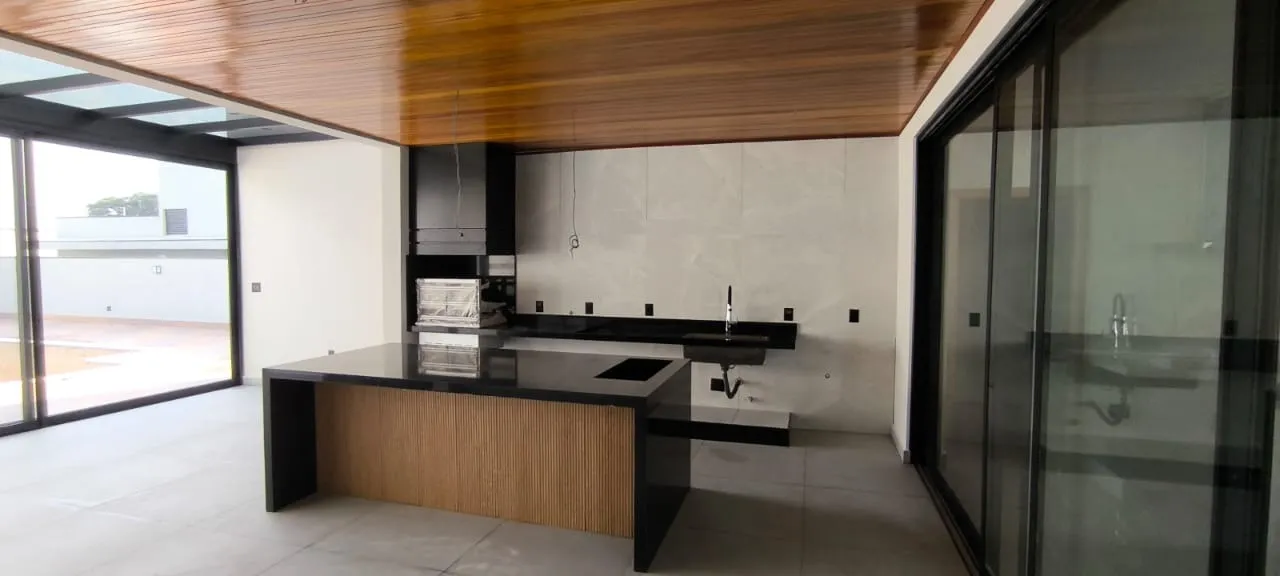 Imagem Casa de Condomínio com 3 Suítes e 5 banheiros à Venda, 528 m² por R$ 5.800.000